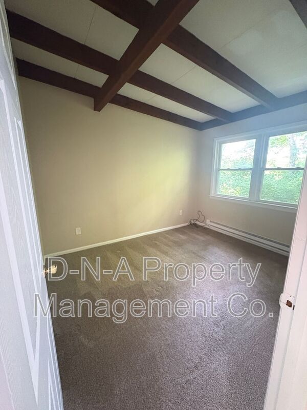 Building Photo - 114 Cabanna Ln