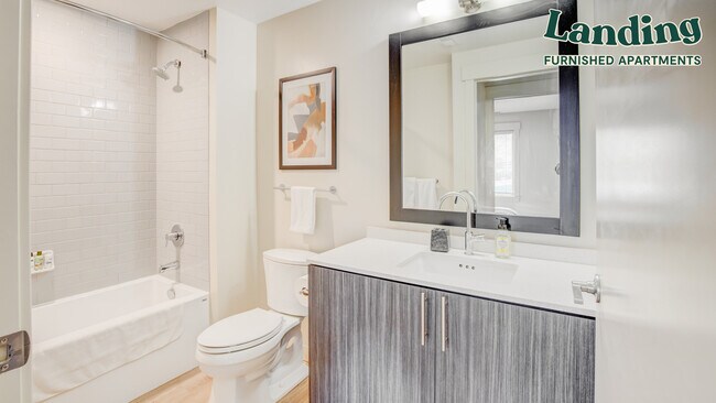 Building Photo - 159 E Midvillage Blvd