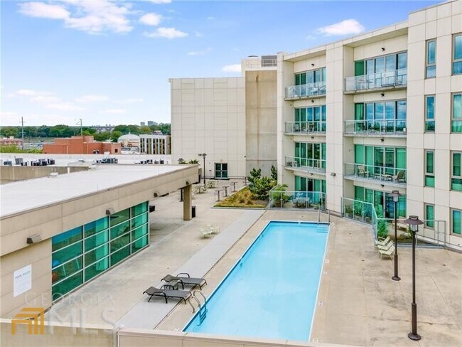 Building Photo - 1100 Howell Mill Rd NW