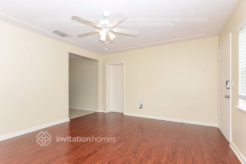 Building Photo - 2901 34th Ave N