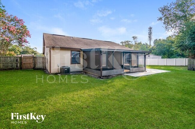 Building Photo - 3880 Winter Berry Rd