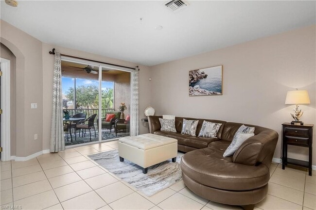 Building Photo - 9621 Spanish Moss Way