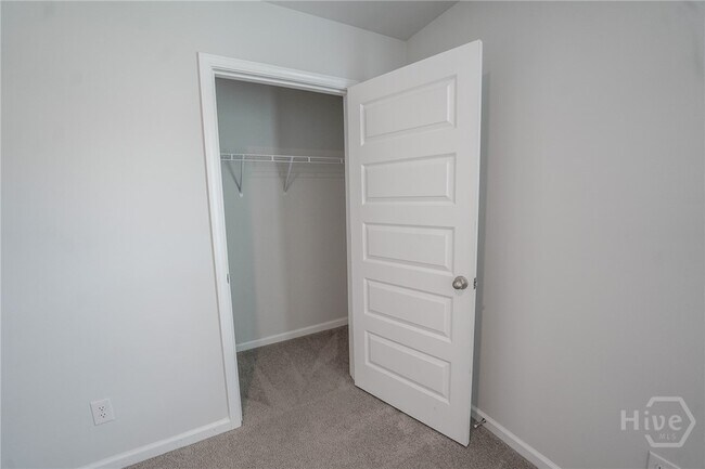 Building Photo - 412 Coconut Dr