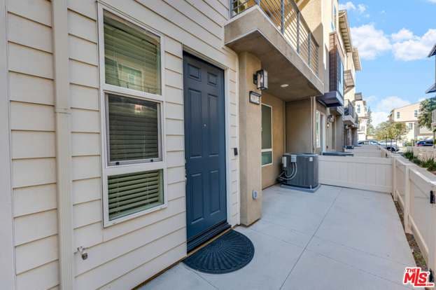 Building Photo - 20624 Desert Ash Ln