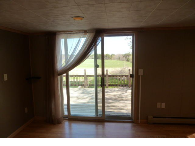 Building Photo - 926 Stillwater Ave