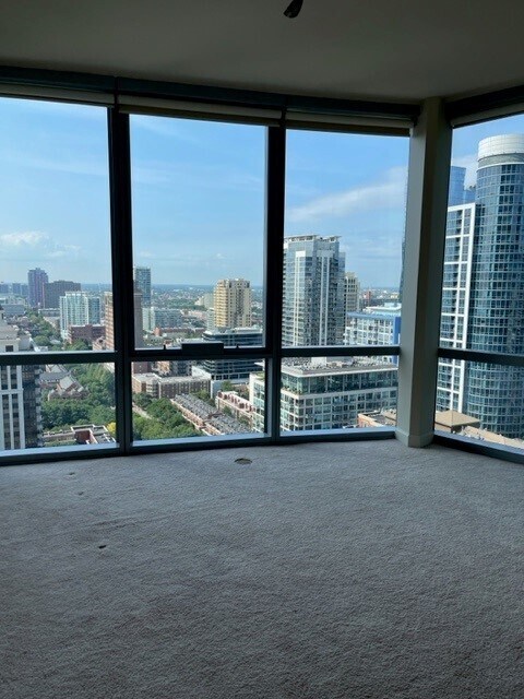 Building Photo - 1211 S Prairie Ave