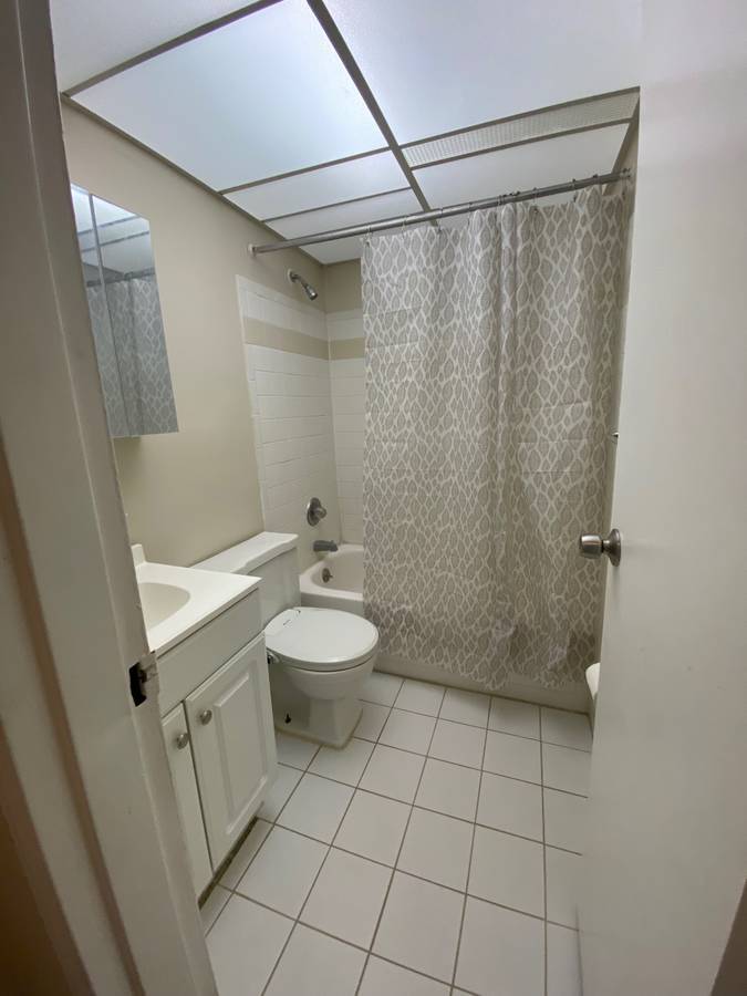 Building Photo - 50 Gibbs Rd