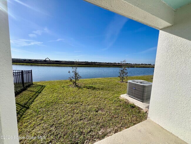 Building Photo - 3638 Grappler Cir SE