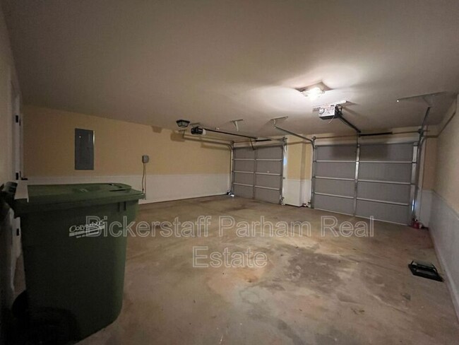 Building Photo - 7073 Spring Walk Dr