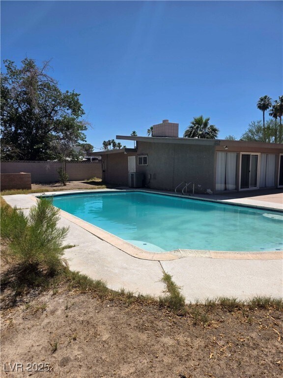 Building Photo - 3314 Arapaho Cir