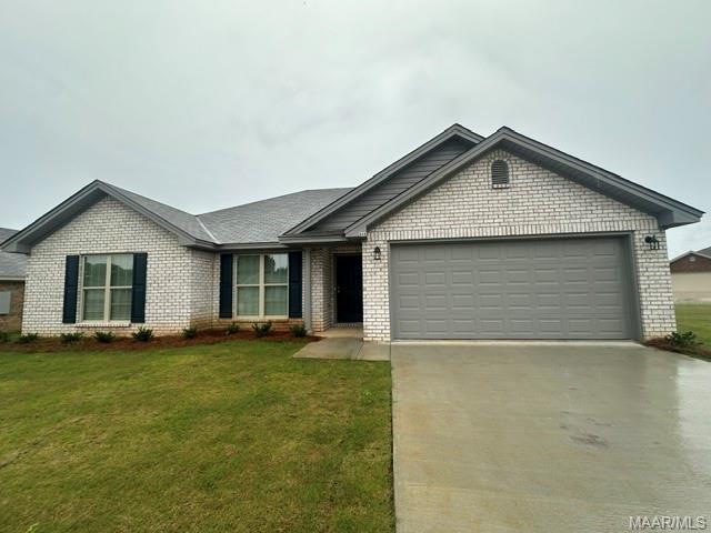 Building Photo - 444 Country Club Dr