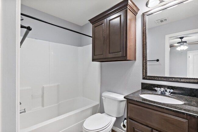 Building Photo - Pre-Leasing for Summer 2025 Move-In, First...