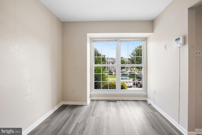 Building Photo - 3121 Benton Square Dr
