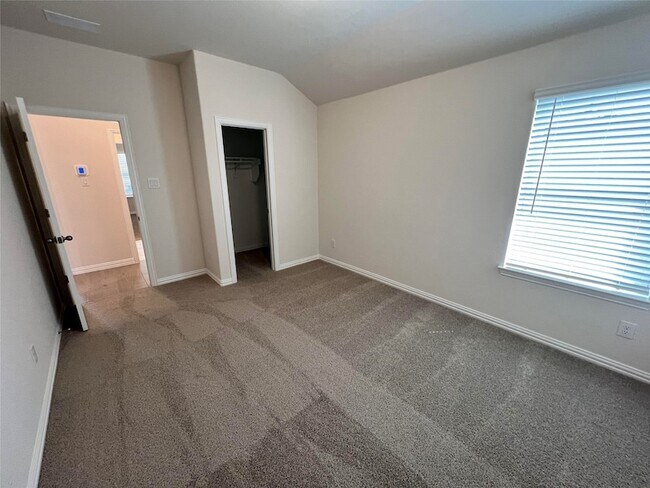 Building Photo - 4108 Amethyst Dr
