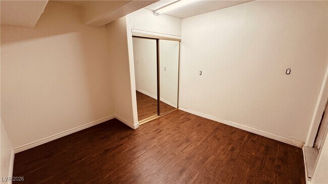 Building Photo - 201 Redstone St