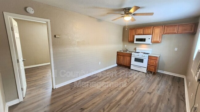 Building Photo - 83574 Tourmaline Ave