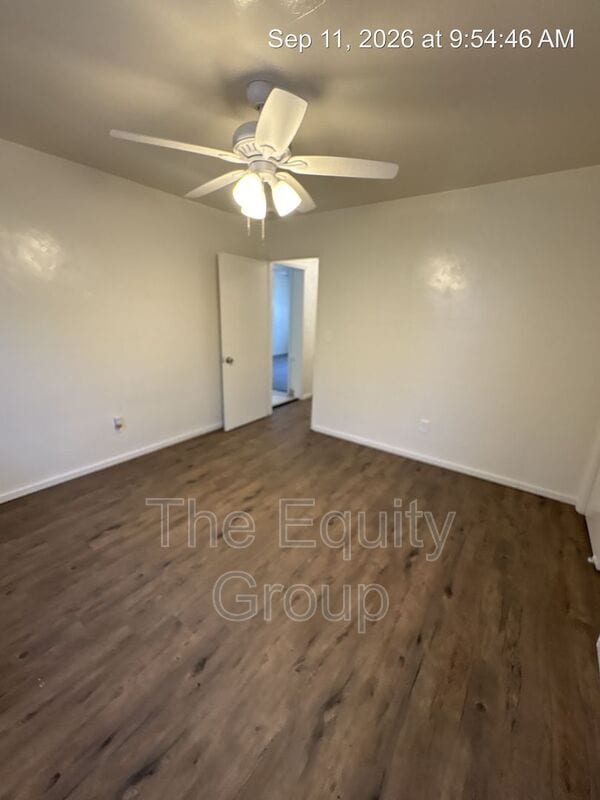 Building Photo - 924 W Goshen Ave