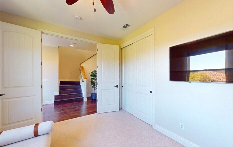 Building Photo - 5595 Tanbark Ct