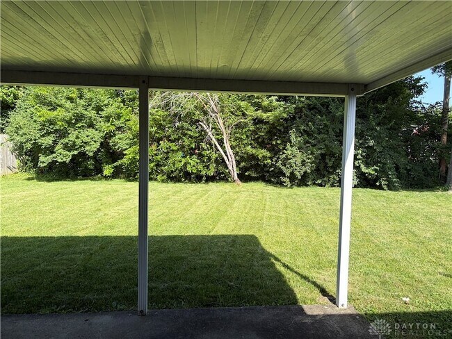 Building Photo - 7280 Cedar Knolls Dr