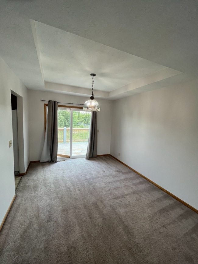 Building Photo - 4-Bedroom Plattsmouth Home with Lake Access!!