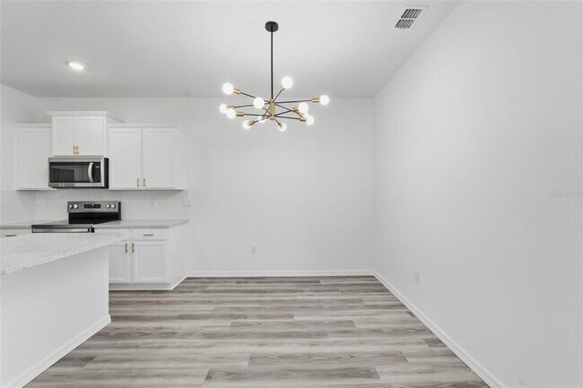 Building Photo - 31434 Paper Birch St