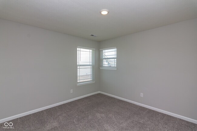 Building Photo - 1646 Beach St
