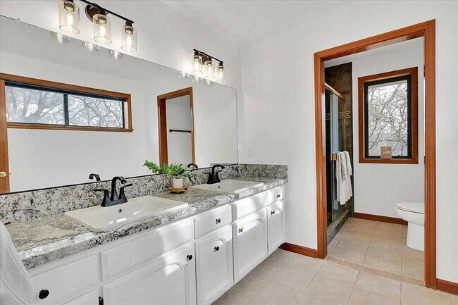 Building Photo - Large 4-bedroom Remodeled home in Lake Wildwood, Penn Valley, CA 95946