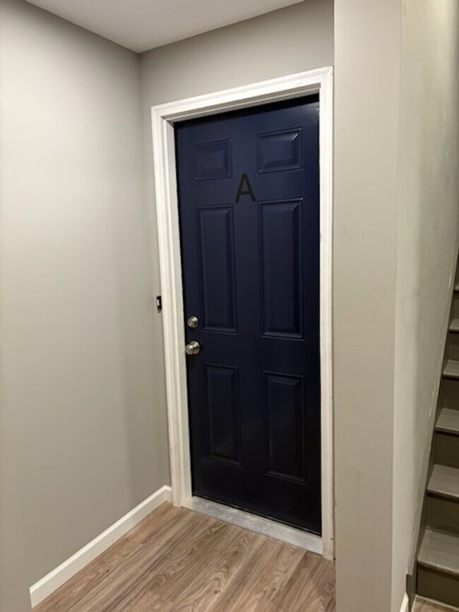Building Photo - Two bedroom apartment