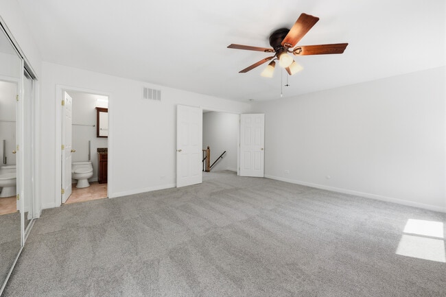 Building Photo - 1542 Anderson Ln