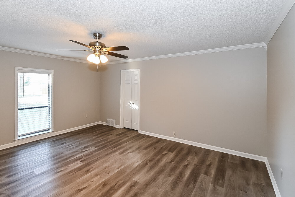 Building Photo - 8708 Rhonda Cir N