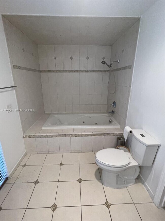 Building Photo - 5780 SW 59th Pl