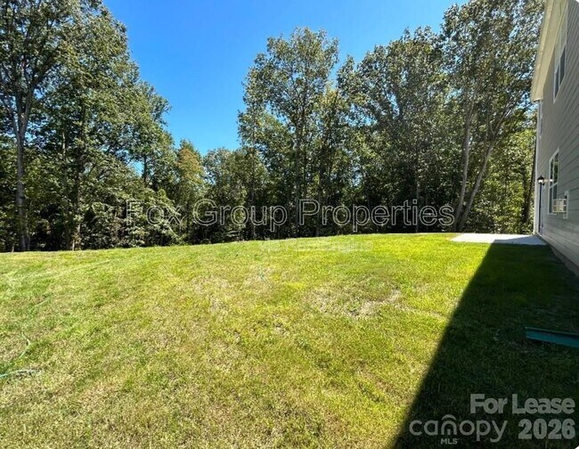 Building Photo - 132 Scotsway Ct