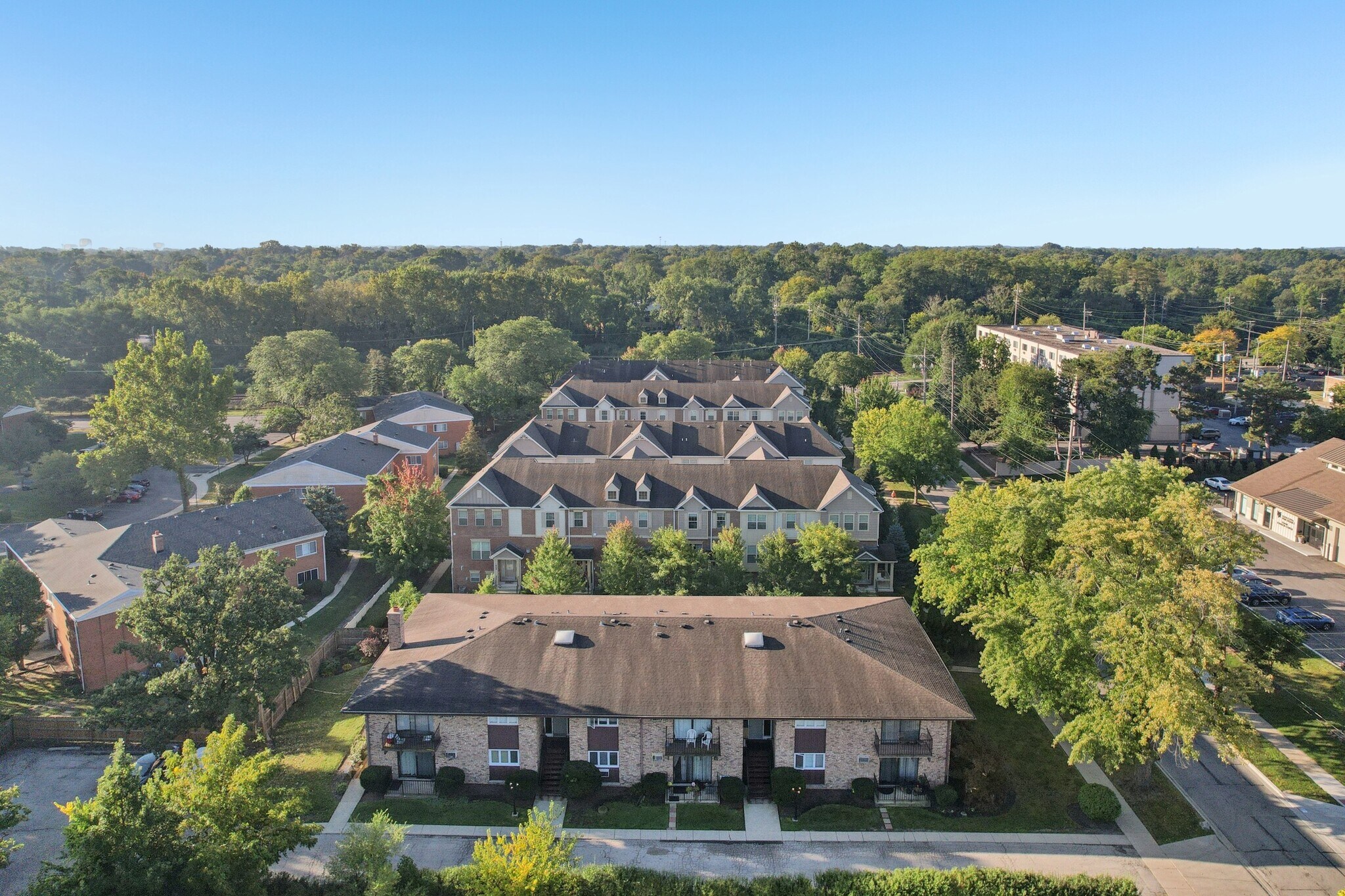 Building Photo - 505 N Kenilworth Ave