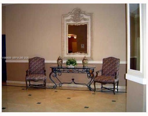 Building Photo - 1351 NE Miami Gardens Dr