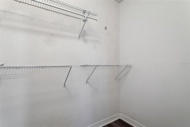 Building Photo - 655 Vallance Way NE