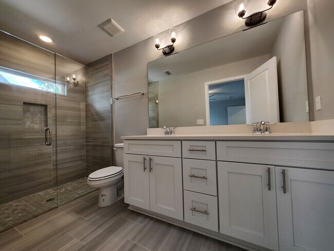 Building Photo - 3 bedroom house for rent in NE Tallahassee's Canopy subdivision off Centerville Rd, available rig...