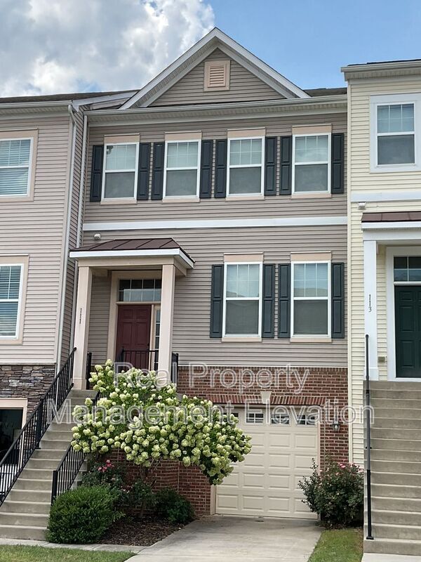 Primary Photo - 111 Kingsley Dr