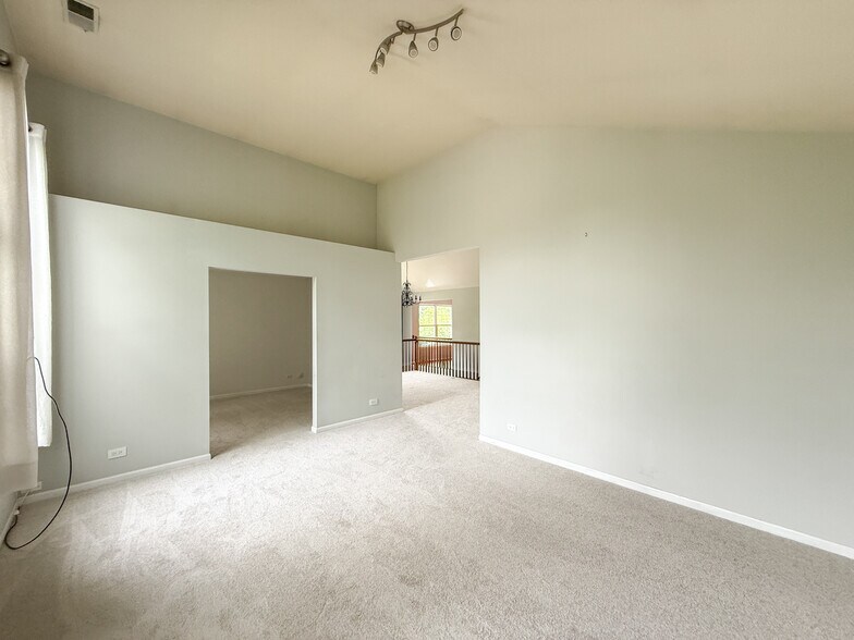 Building Photo - 1275 Old Mill Ln
