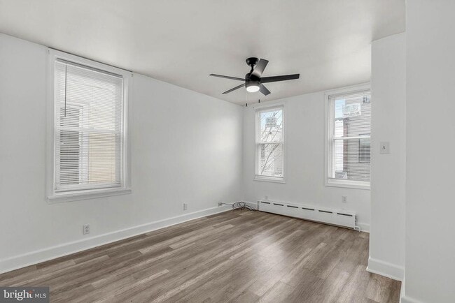 Building Photo - 2440 Carpenter St