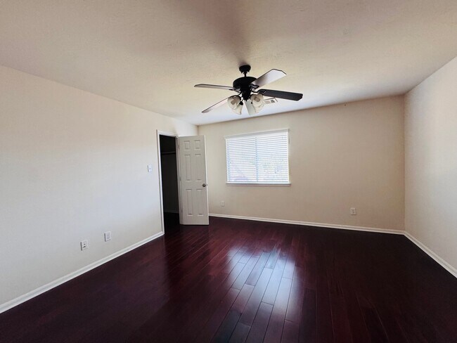 Building Photo - 26123 Ginger Gables Ln