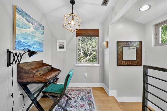 Building Photo - 2710 Wilson St