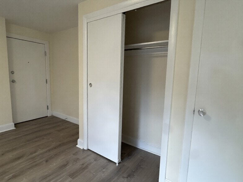 Building Photo - 20 Chester St