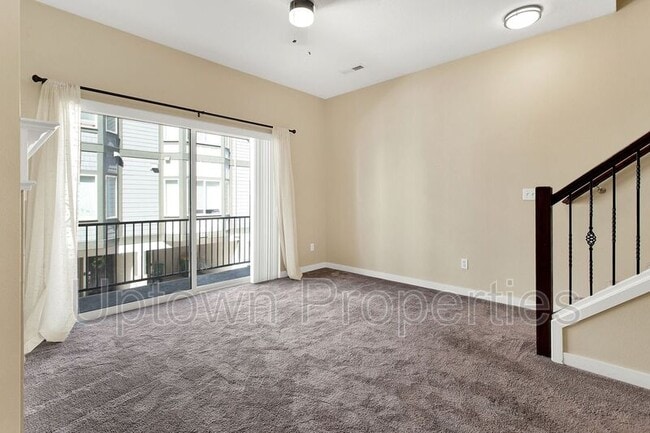 Building Photo - 8900 SW Elena Ln