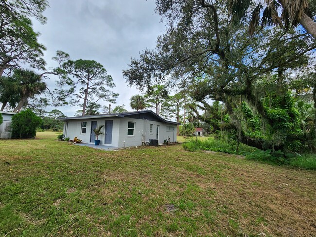 Building Photo - 4910 Ralls Dr