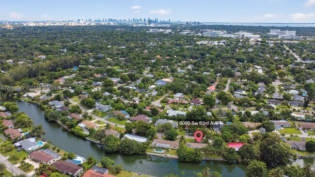 Building Photo - 6090 SW 63rd Ave