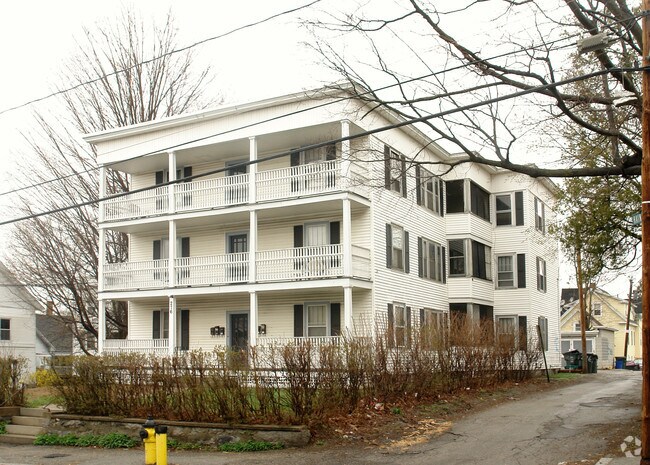 Primary Photo - 276 Concord St