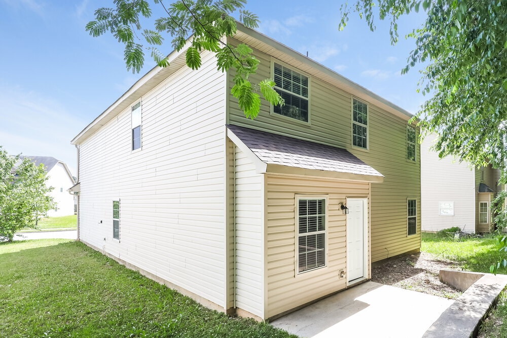 Building Photo - 6109 Hemperly Rd