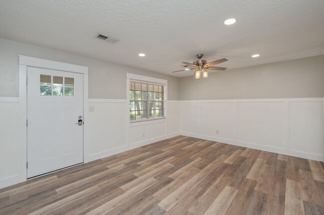 Building Photo - 30 Woodham Ave