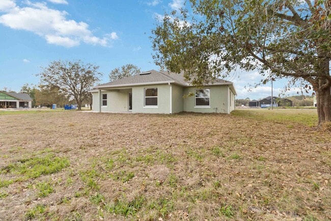 Building Photo - MOVE IN SPECIAL- Beautiful 4/2 Home on 3/4 Acre For Rent in St. Cloud