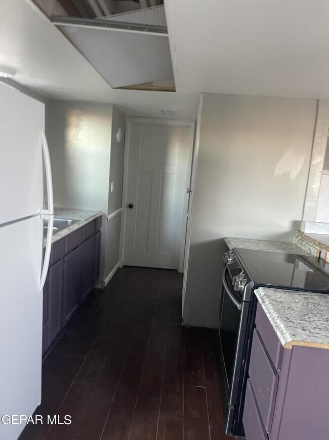 Building Photo - 10523 Gran Cima Ln